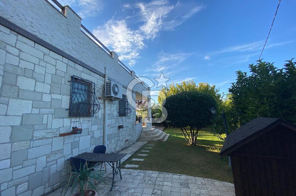 URLA İÇMELER UMUTKÖY ÇİFTLİK EVLERİ'NDE SATILIK VİLLA