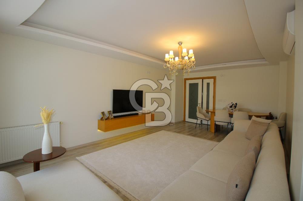 Gaziemir de Merkezi Konumda Satılık Çift Cepheli Geniş 3+1 Daire