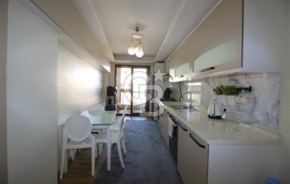 Gaziemir de Merkezi Konumda Satılık Çift Cepheli Geniş 3+1 Daire