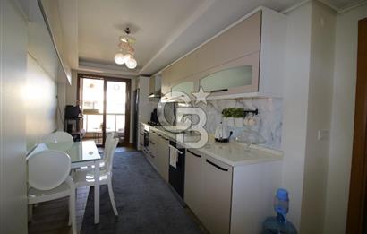 Gaziemir de Merkezi Konumda Satılık Çift Cepheli Geniş 3+1 Daire