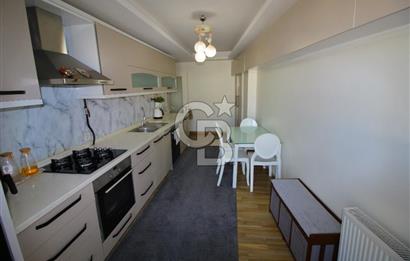 Gaziemir de Merkezi Konumda Satılık Çift Cepheli Geniş 3+1 Daire