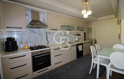Gaziemir de Merkezi Konumda Satılık Çift Cepheli Geniş 3+1 Daire