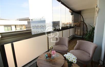 Gaziemir de Merkezi Konumda Satılık Çift Cepheli Geniş 3+1 Daire