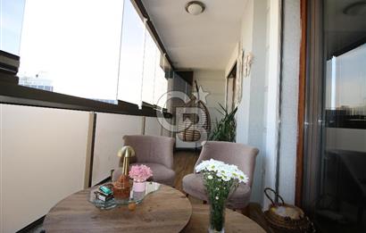 Gaziemir de Merkezi Konumda Satılık Çift Cepheli Geniş 3+1 Daire