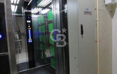 Gaziemir de Merkezi Konumda Satılık Çift Cepheli Geniş 3+1 Daire