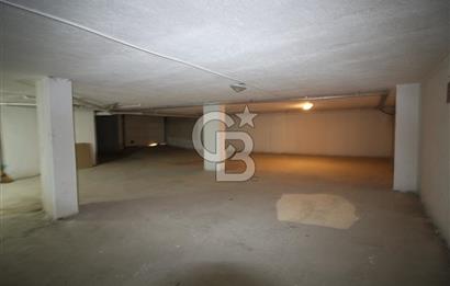 Gaziemir de Merkezi Konumda Satılık Çift Cepheli Geniş 3+1 Daire