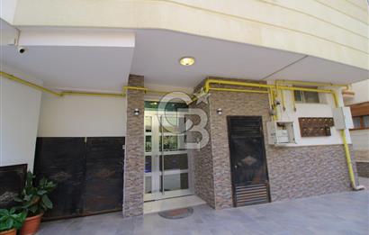 Gaziemir de Merkezi Konumda Satılık Çift Cepheli Geniş 3+1 Daire