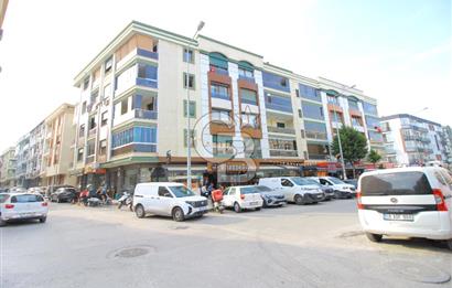 Gaziemir de Merkezi Konumda Satılık Çift Cepheli Geniş 3+1 Daire