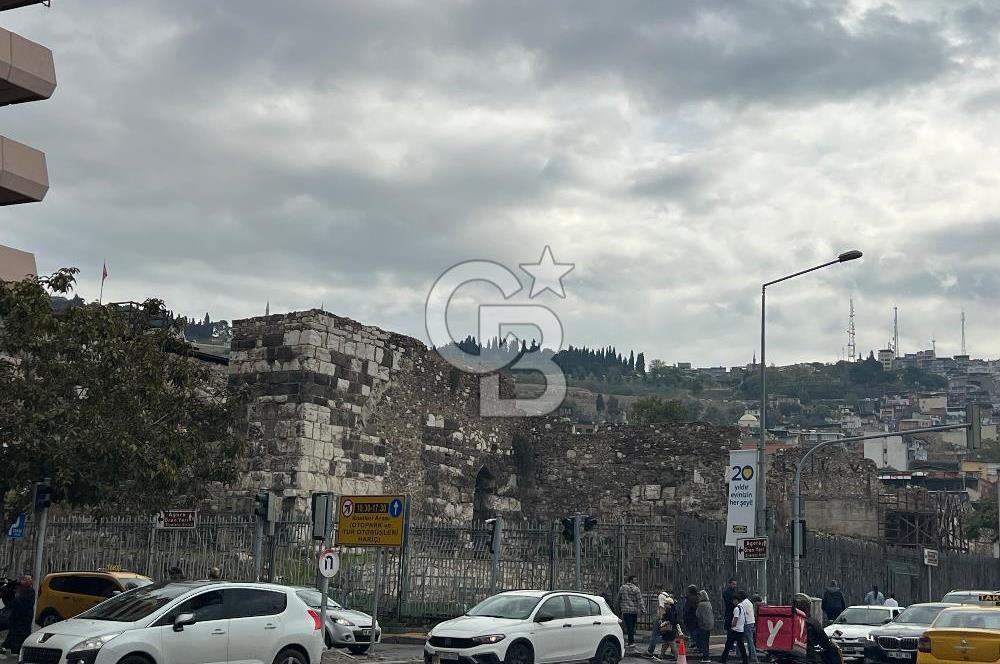 Izmir Konak Esrefpasa ikicesmelik Cadde Uzeri satilik is yeri