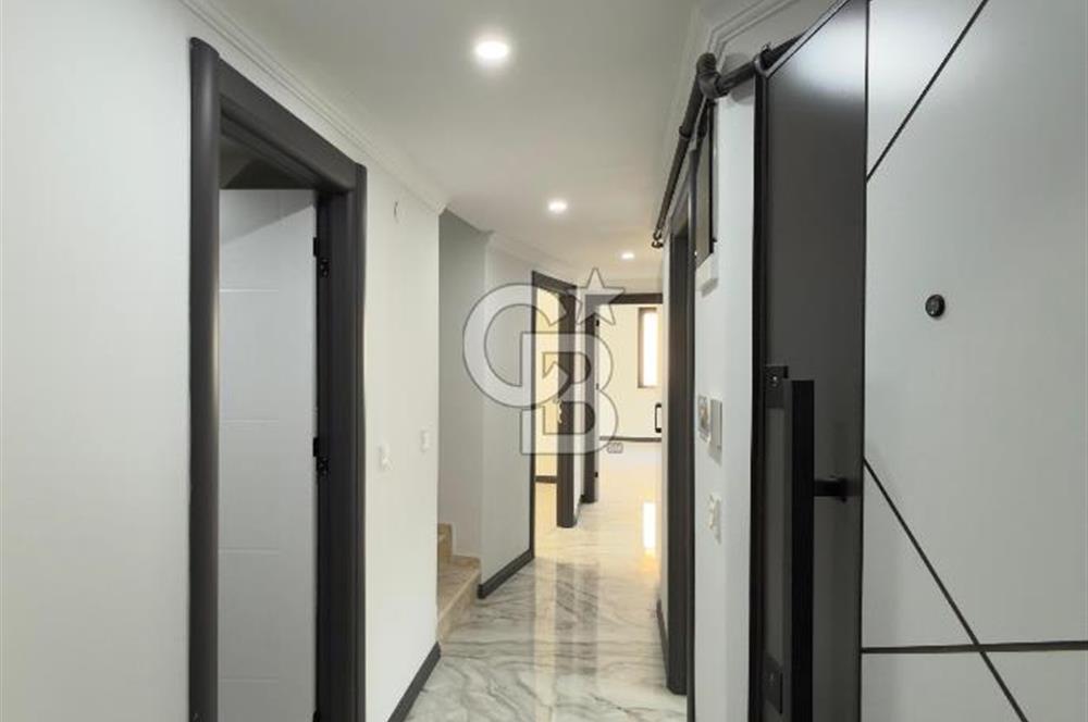 Kartal Hürriyet Mahallesinde 4+1 Sıfır Dubleks Fırsat Daire