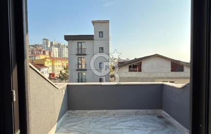 Kartal Hürriyet Mahallesinde 4+1 Sıfır Dubleks Fırsat Daire