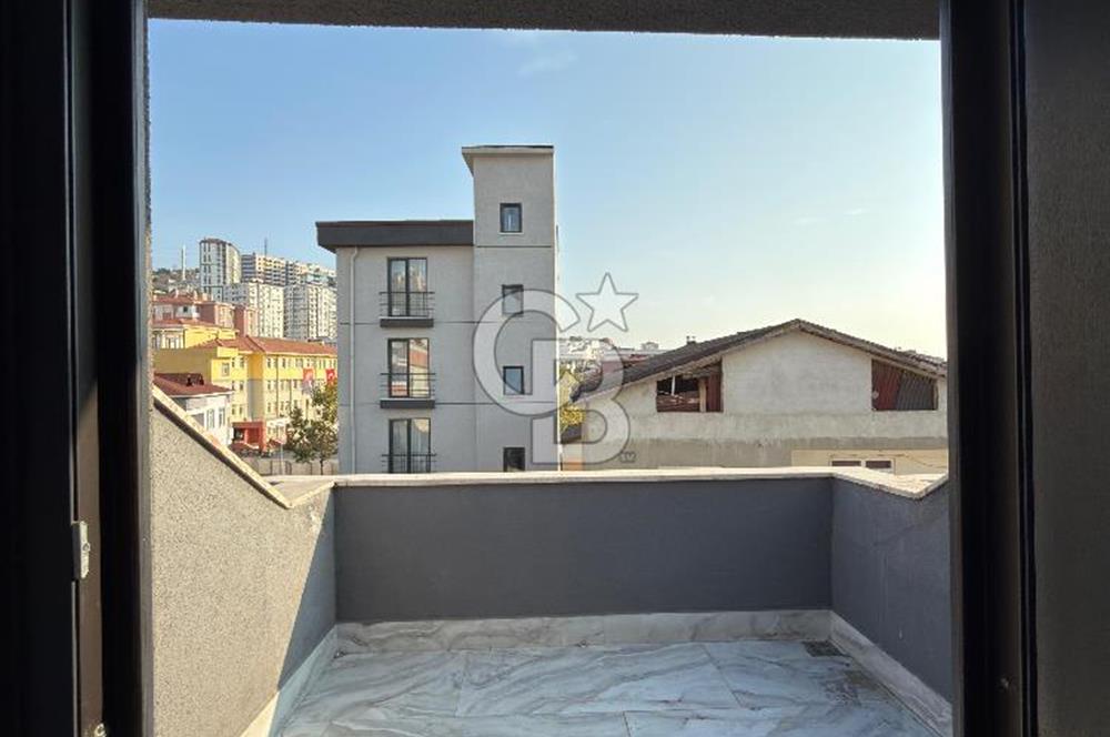 Kartal Hürriyet Mahallesinde 4+1 Sıfır Dubleks Fırsat Daire