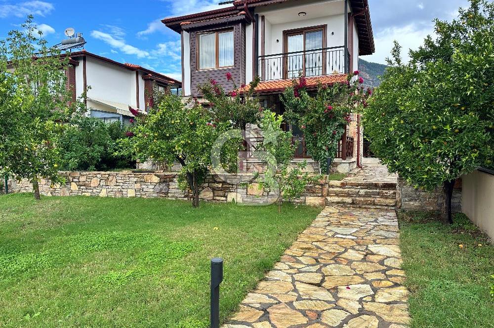 Muğla Köyceğiz Eşsiz Göl Manzaralı 3+1 Müstakil Dubleks Villa