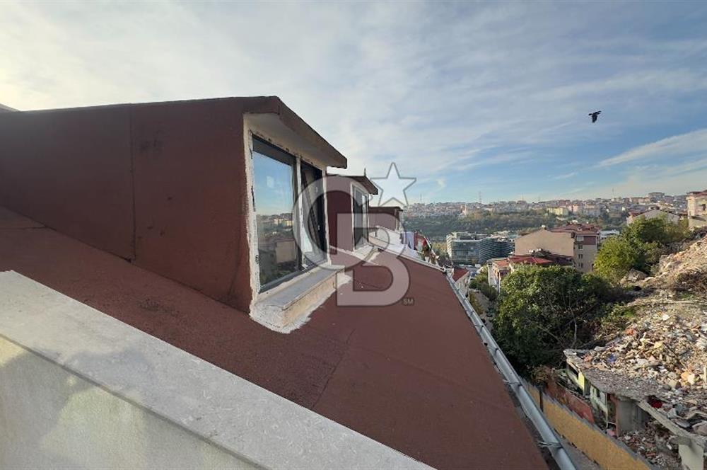 KAĞITHANE GÜRSELDE SATILIK FERAH VE GENİŞ 4+2 ÇATI DUBLEKSİ