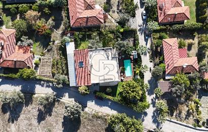 URLA İÇMELER UMUTKÖY ÇİFTLİK EVLERİ'NDE SATILIK VİLLA