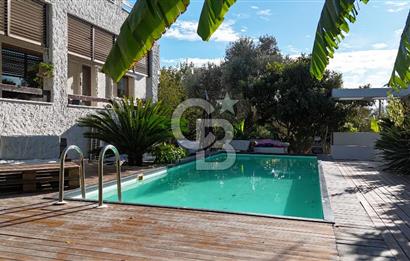 URLA İÇMELER UMUTKÖY ÇİFTLİK EVLERİ'NDE SATILIK VİLLA