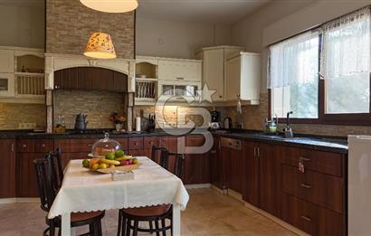 URLA İÇMELER UMUTKÖY ÇİFTLİK EVLERİ'NDE SATILIK VİLLA