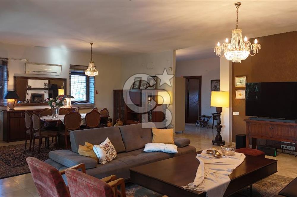 URLA İÇMELER UMUTKÖY ÇİFTLİK EVLERİ'NDE SATILIK VİLLA