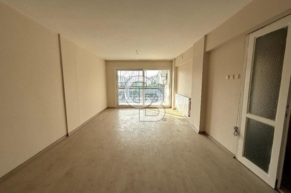 KARŞIYAKA BAHÇELİEVLER'DE 3+1 SATILIK DAİRE