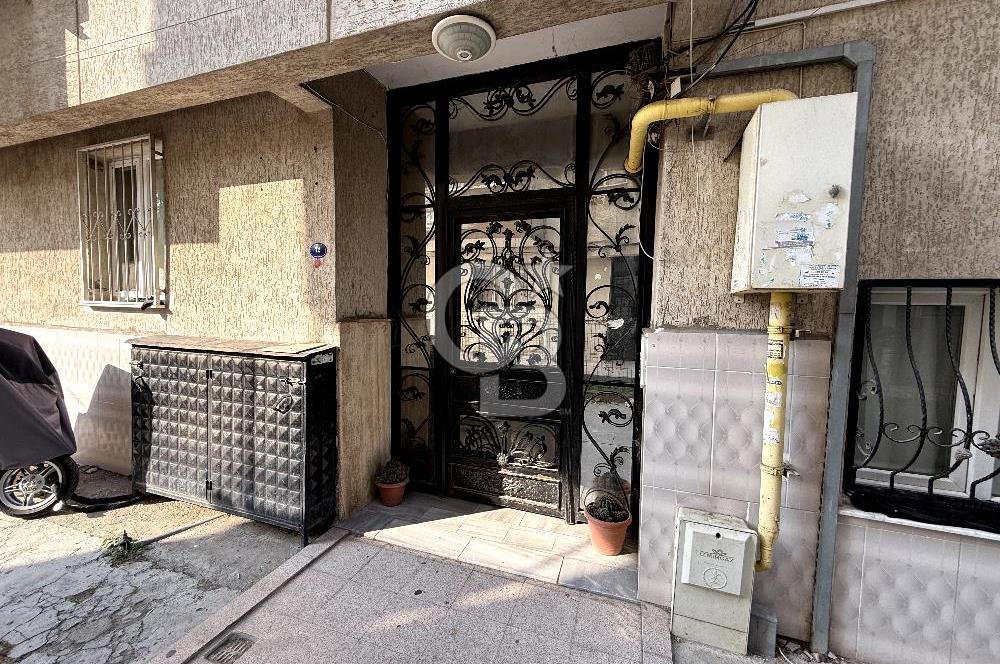 KARŞIYAKA BAHÇELİEVLER'DE 3+1 SATILIK DAİRE