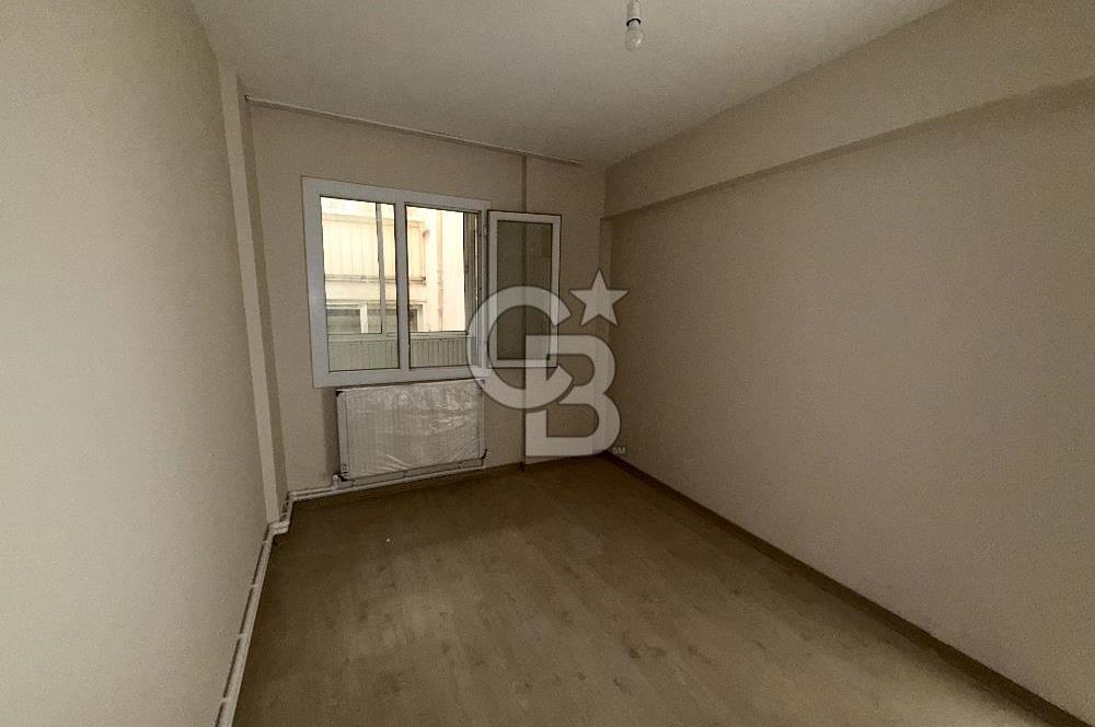 KARŞIYAKA BAHÇELİEVLER'DE 3+1 SATILIK DAİRE
