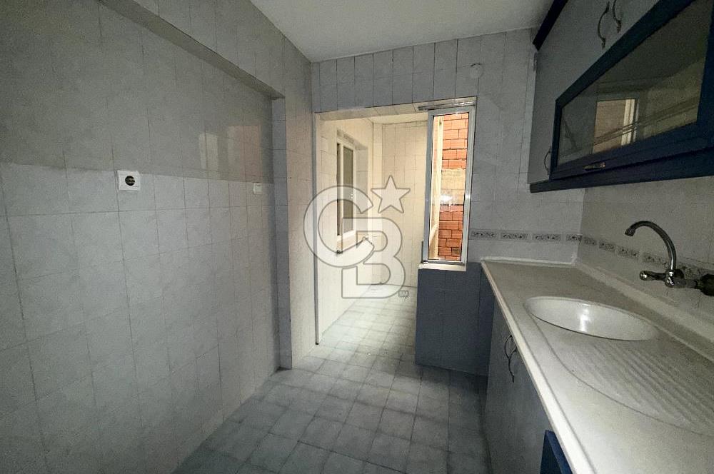 KARŞIYAKA BAHÇELİEVLER'DE 3+1 SATILIK DAİRE