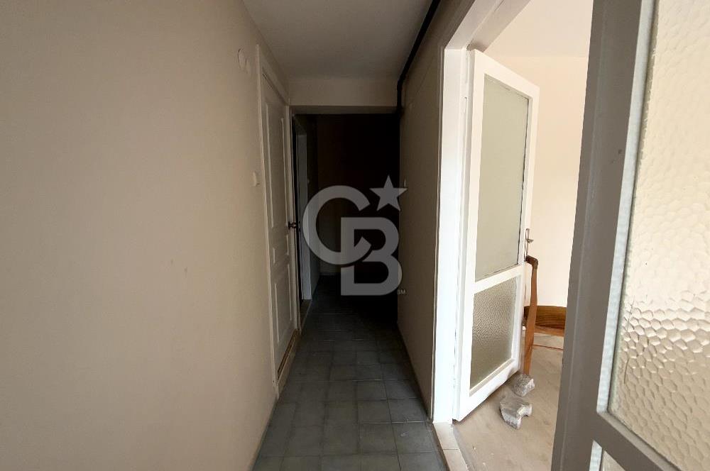 KARŞIYAKA BAHÇELİEVLER'DE 3+1 SATILIK DAİRE