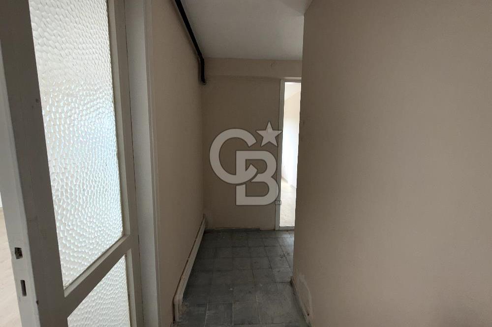 KARŞIYAKA BAHÇELİEVLER'DE 3+1 SATILIK DAİRE