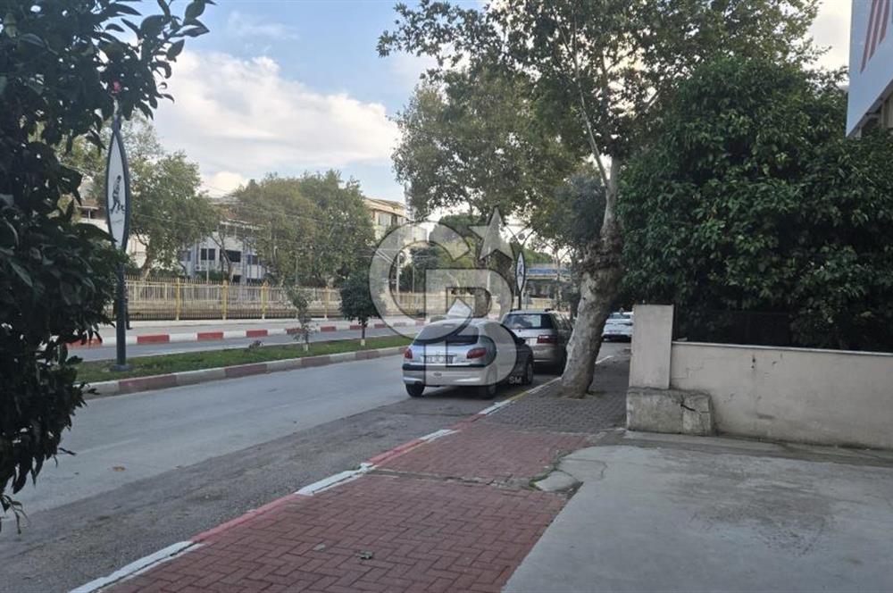 Torbalı'da Cadde Üstü Satılık Dükkan