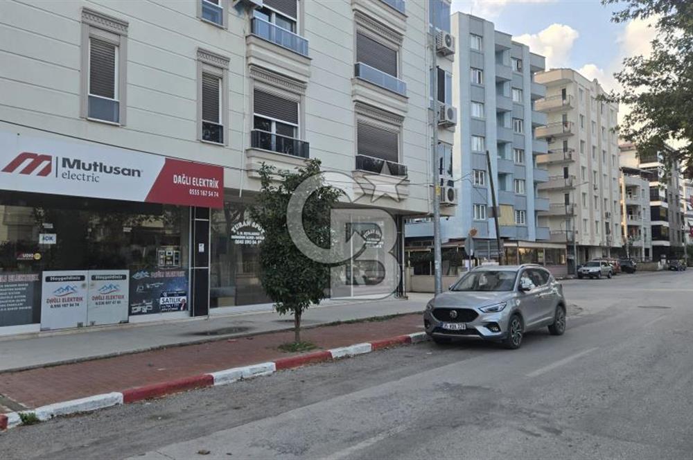 Torbalı'da Cadde Üstü Satılık Dükkan