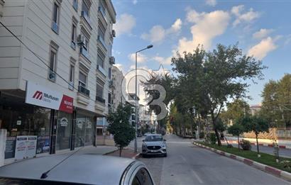 Torbalı'da Cadde Üstü Satılık Dükkan