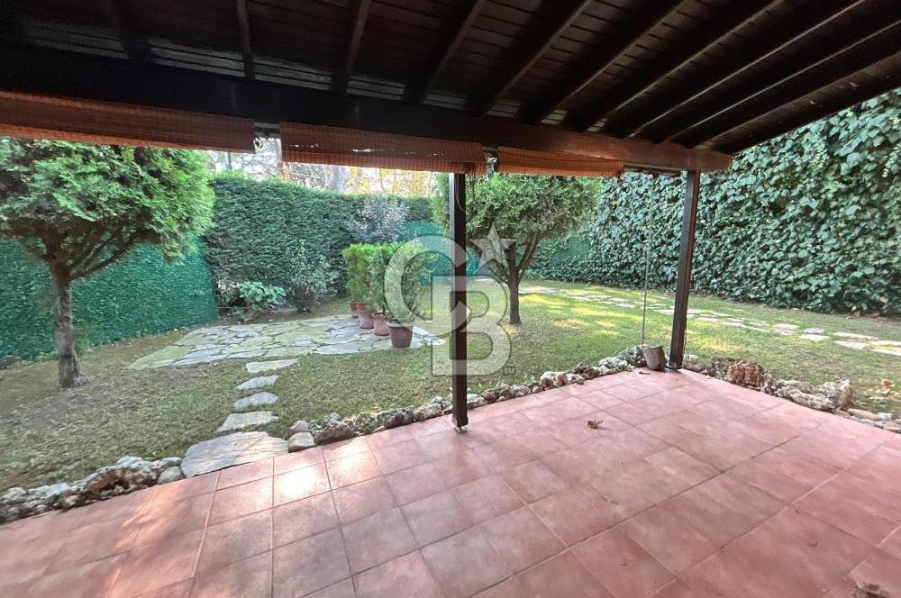 Tuzla Mercan Sahil'de Masalsı işyerine uygun 4+2 villa