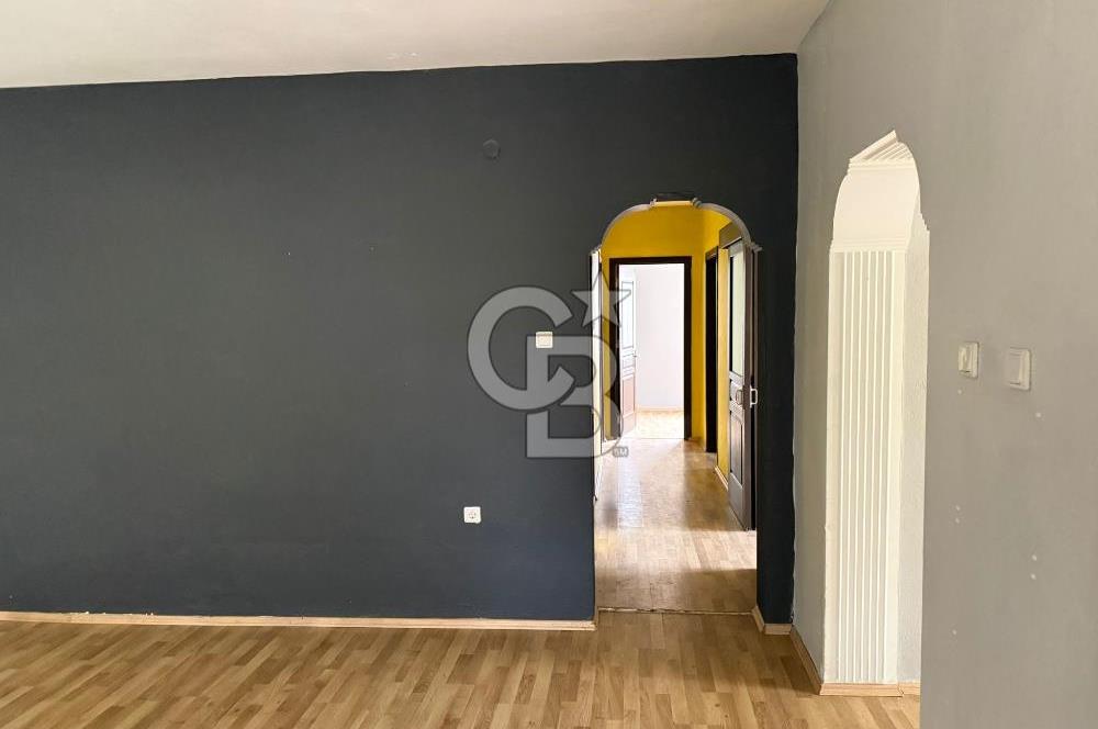 Balçova İş Bankası Evlerinde Satılık Villa