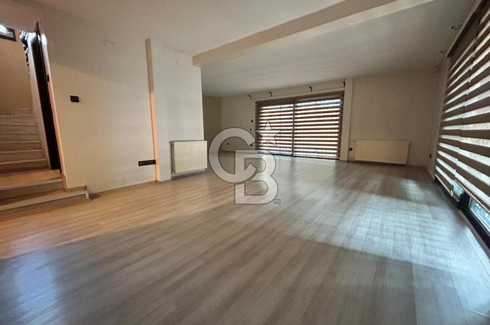 Tuzla Mercan Sahil'de Masalsı işyerine uygun 4+2 villa