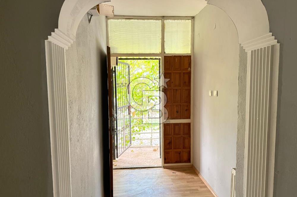 Balçova İş Bankası Evlerinde Satılık Villa