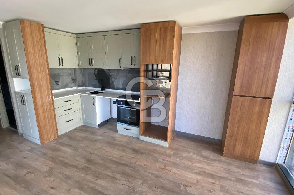 ATATÜRK CADDESİ KUĞULU PARK YANI KÖŞE SIFIR 1+1 DAİRE OTOPARKLI