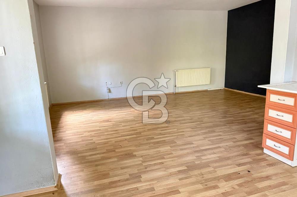 Balçova İş Bankası Evlerinde Satılık Villa