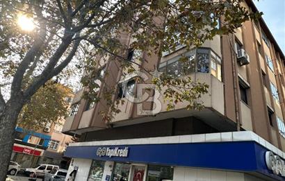 İNCİRLİ CADDESİNDE YÜKSEK TABELA DEĞERLİ KİRALIK 3+1 DAİRE
