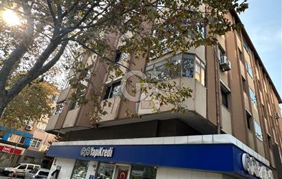 İNCİRLİ CADDESİNDE YÜKSEK TABELA DEĞERLİ KİRALIK 3+1 DAİRE