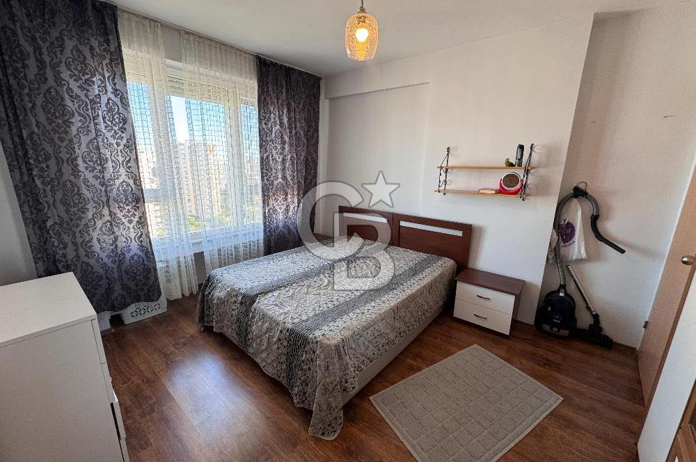 Lara Fener Mahallesinde Deniz Manzaralı Eşyalı 1+1 Daire