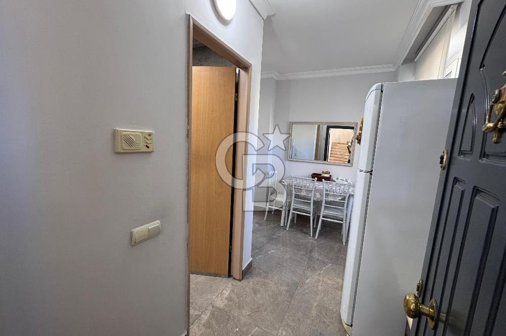 Lara Fener Mahallesinde Deniz Manzaralı Eşyalı 1+1 Daire