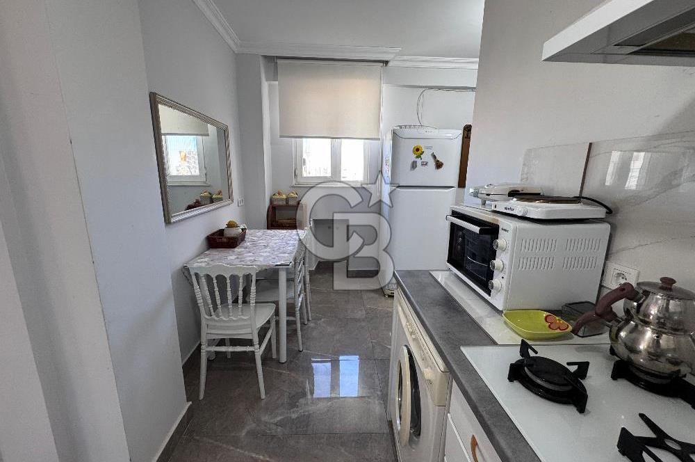 Lara Fener Mahallesinde Deniz Manzaralı Eşyalı 1+1 Daire