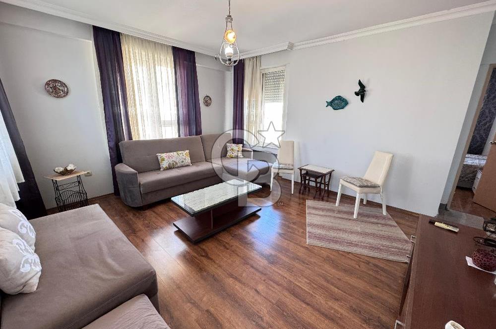 Lara Fener Mahallesinde Deniz Manzaralı Eşyalı 1+1 Daire