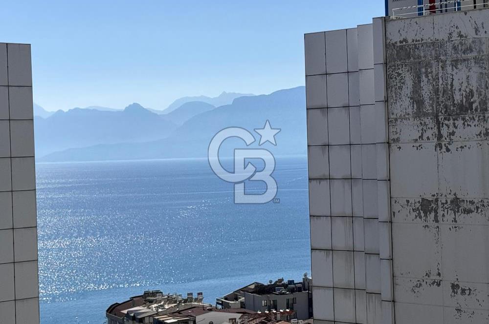 Lara Fener Mahallesinde Deniz Manzaralı Eşyalı 1+1 Daire