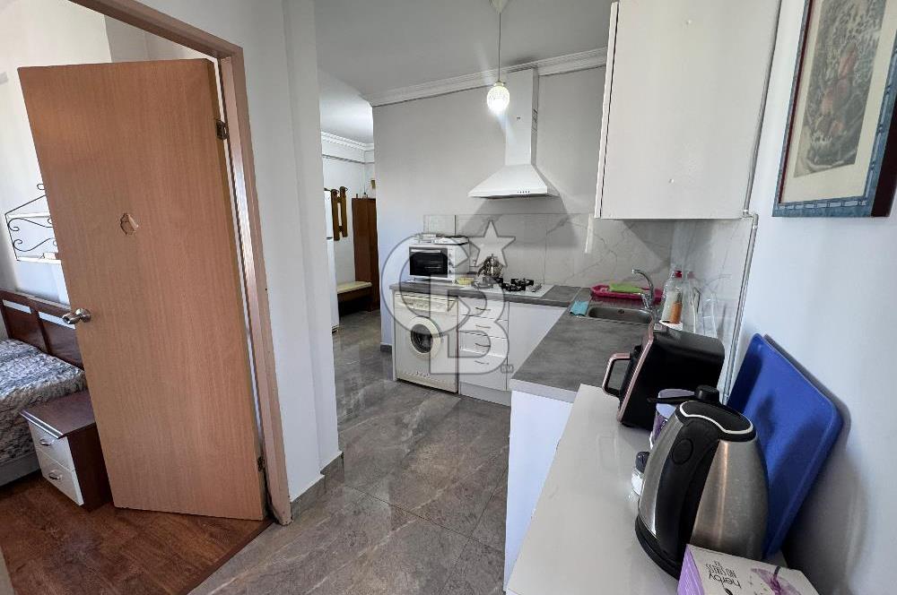 Lara Fener Mahallesinde Deniz Manzaralı Eşyalı 1+1 Daire