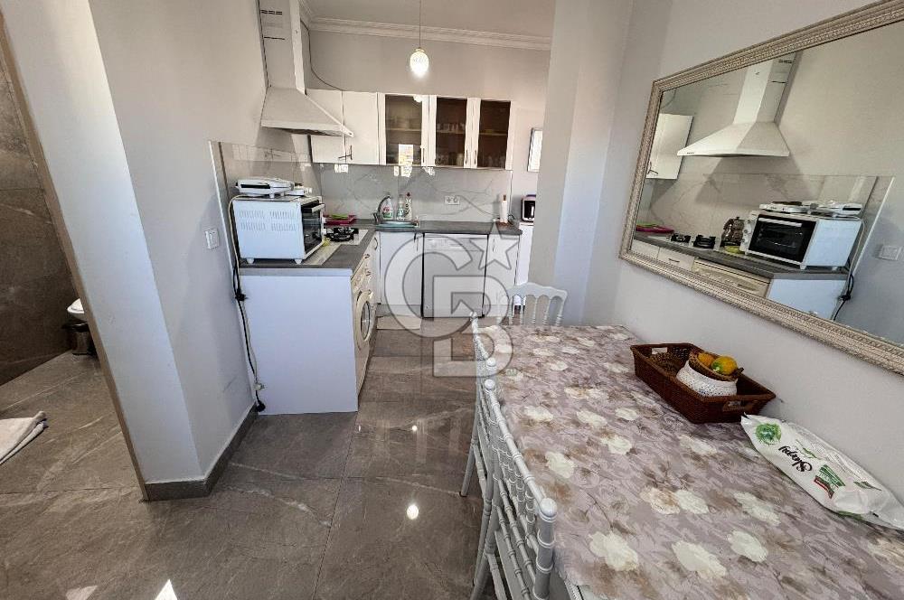 Lara Fener Mahallesinde Deniz Manzaralı Eşyalı 1+1 Daire