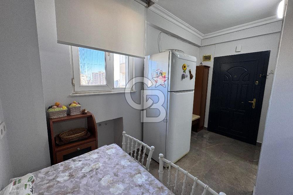 Lara Fener Mahallesinde Deniz Manzaralı Eşyalı 1+1 Daire