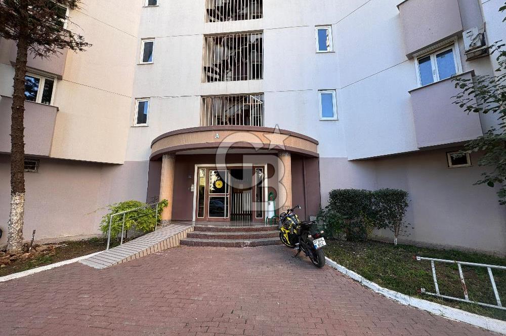 Lara Fener Mahallesinde Deniz Manzaralı Eşyalı 1+1 Daire