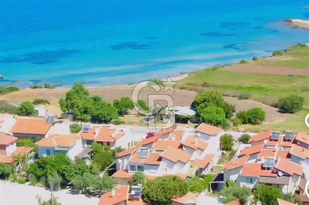 Şifne–Ildır Sınırında, Kumsal Plajlı, Deniz ve Dağ Manzaralı SATILIK Villa