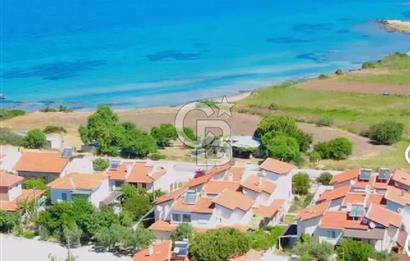 Şifne–Ildır Sınırında, Kumsal Plajlı, Deniz ve Dağ Manzaralı SATILIK Villa